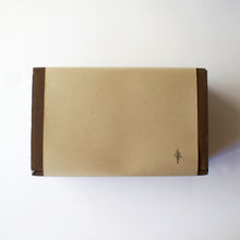 画像をギャラリービューアに読み込む, ヴィーガンのシュトーレンとオーガニックコーヒーのセット