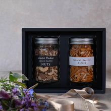 画像をギャラリービューアに読み込む, 7種ミックスナッツ (190g) と 柿ピー (155g) 中瓶 2本セット | 神戸のおまめさんみの屋