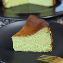 画像をギャラリービューアに読み込む, 抹茶バスクチーズケーキ