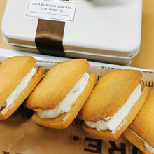 画像をギャラリービューアに読み込む, ラムレーズンバターサンドクッキーギフト缶