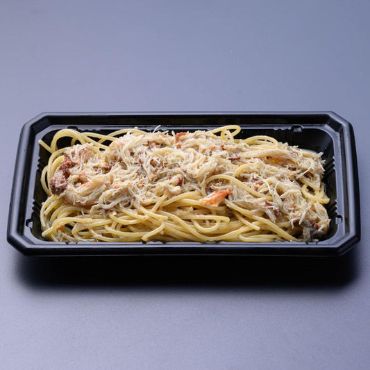 「カニ屋が作る 海のパスタ」海香る 松葉ガニたっぷりのジンジャーオイルパスタ