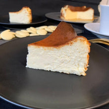 画像をギャラリービューアに読み込む, ホワイトチョコレートバスクチーズケーキ