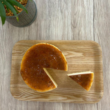 画像をギャラリービューアに読み込む, バスクチーズケーキ 15cm | 西洋旬菓子ティアラ