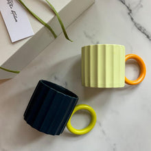 画像をギャラリービューアに読み込む, グリーンイエロー×ネイビーグリーン