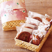 画像をギャラリービューアに読み込む, 〈篭ギフト〉武蔵野マドレーヌと焼菓子の詰合せ