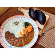 画像をギャラリービューアに読み込む, 厳選素材 3種の味を同時に味わえる お得なセット こだわりのスパイスカレー