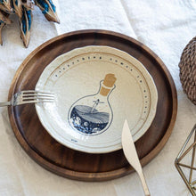 画像をギャラリービューアに読み込む, Surf in a Frasco 丸皿 (Clay Party せともの)