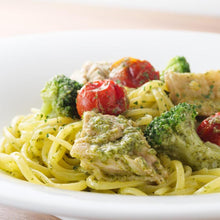 画像をギャラリービューアに読み込む, ゴロゴロチキン、ブロッコリー、トマトのバジルソース(スパゲティーニ)