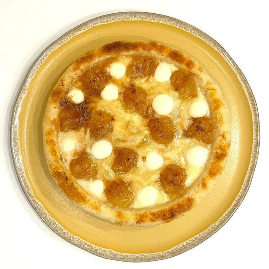 【FOCACCIA DISH PIZZA】4種のチーズとアップルシナモン | PIZZA PORT(ピザポート)