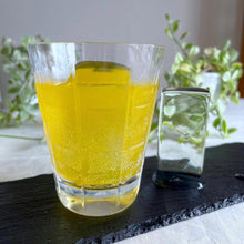 画像をギャラリービューアに読み込む, ロングアイス 4×4×8cm 30個入(1パック/4パック) | 日本氷業株式会社