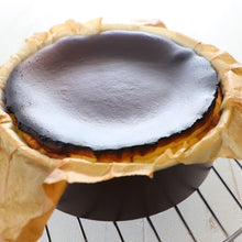 画像をギャラリービューアに読み込む, バスチー先生のチーズケーキ【6号】