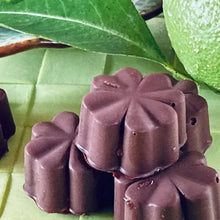 画像をギャラリービューアに読み込む, ホワイト&ミルク&ビター&生チョコ詰合わせ<15個>オーガニックチョコ使用