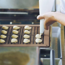 画像をギャラリービューアに読み込む, ひそひそワッフル(baked cheese) | (有)日の出屋製菓