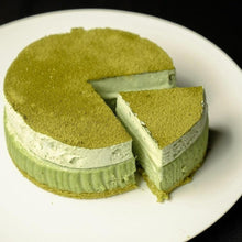 画像をギャラリービューアに読み込む, 八女茶を使った抹茶のちーずけーき | 大三萬年堂HANARE