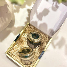 画像をギャラリービューアに読み込む, 白トリュフチーズクリームと黒トリュフポルチーニディップのセット【ギフト箱入】 | FRESH TRUFFLE JAPAN (フレッシュ トリュフ ジャパン)