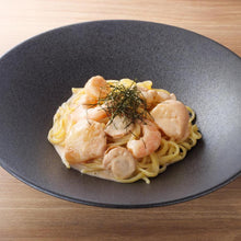 画像をギャラリービューアに読み込む, エビ、ホタテ、じゃがいもの明太子クリームソース
