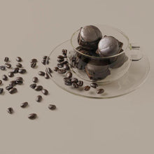 画像をギャラリービューアに読み込む, MAMEIL NAMA CHOCOLATE MACARON - Chocolate / Pistachio / Coffee / Blood orange / Creme brulee(6個入)