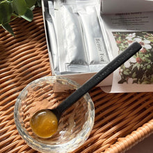 画像をギャラリービューアに読み込む, 【送料無料】無添加マヌカハニースティック MG83+ 30本入 | Better For(ベターフォー)