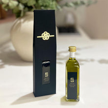 画像をギャラリービューアに読み込む, 【ギフト用】トリュフオイル・醤油 | FRESH TRUFFLE JAPAN (フレッシュ トリュフ ジャパン)