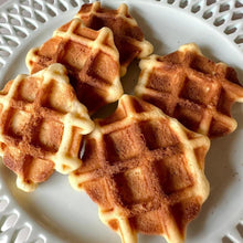 画像をギャラリービューアに読み込む, ひそひそワッフル(baked cheese) | (有)日の出屋製菓