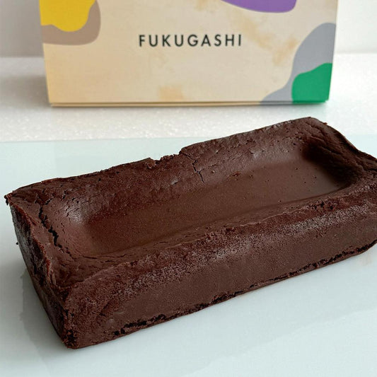 有機カカオのグルテンフリーガトーショコラ | バス停前お菓子工場 ちぃラボ