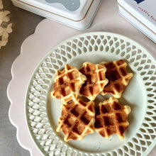 画像をギャラリービューアに読み込む, ひそひそワッフル(baked cheese) | (有)日の出屋製菓