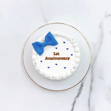 画像をギャラリービューアに読み込む, リボン付き ハートドットデザインケーキ