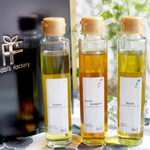 画像をギャラリービューアに読み込む, 【テレビでも紹介!銀座イタリアンファビズ監修】無添加 フレーバー オリーブオイル ギフトセット | Fabi’s factory(ファビズファクトリー)