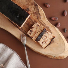 画像をギャラリービューアに読み込む, 倉敷チーズケーキ隊のカカオバスクチーズケーキ