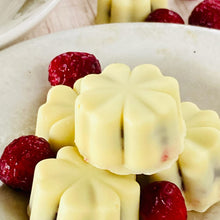 画像をギャラリービューアに読み込む, ホワイト&ミルク&ビター&生チョコ詰合わせ<10個>オーガニックチョコ使用