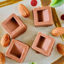 画像をギャラリービューアに読み込む, ホワイト&ミルク&ビター&生チョコ詰合わせ<10個>オーガニックチョコ使用