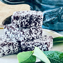 画像をギャラリービューアに読み込む, ホワイト&ミルク&ビター&生チョコ詰合わせ<10個>オーガニックチョコ使用