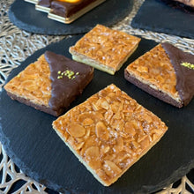画像をギャラリービューアに読み込む, ★シュトレンと冬のリッチな焼菓子セット★~素敵なクリスマスに~☆誕生日プレゼントや記念日ギフトやお祝いにも☆