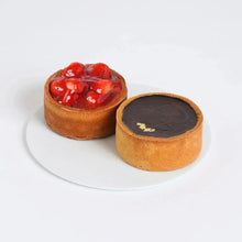 画像をギャラリービューアに読み込む, 【送料無料】ミニタルト2個セット(いちご・ラズベリーショコラ) | 国産大豆タルト専門店いとおかしき