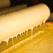 画像をギャラリービューアに読み込む, 【送料無料】もちもち小麦のしっとり高級バウムクーヘン(M/L) | パティスリー魔法庵