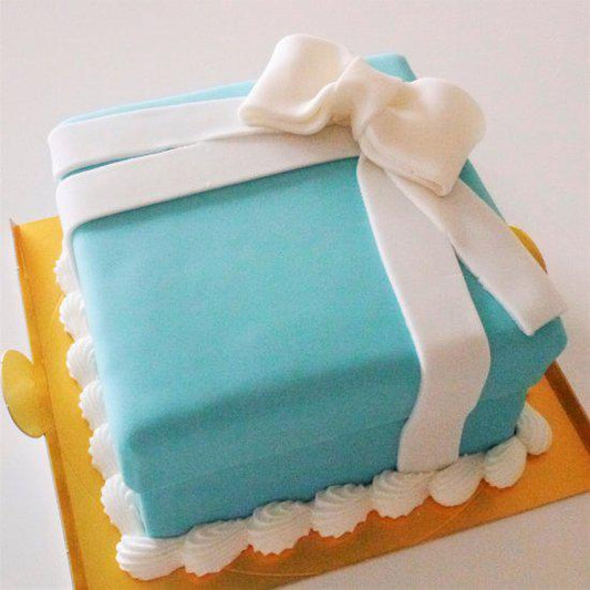 ティファニーボックスケーキ