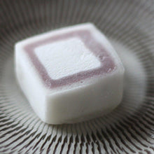 画像をギャラリービューアに読み込む, 【1日15個限定】MOCHI cube®(モチキューブ)15個入り(フレーバー5種・各3個) | 宝月堂