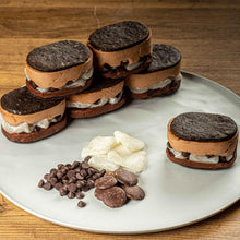 画像をギャラリービューアに読み込む, 羽二重チョコバターチーズサンド 5個入 | RUNNY CHEESE(ラニーチーズ)