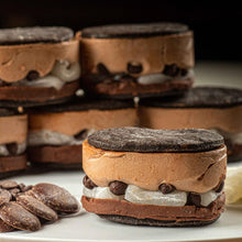 画像をギャラリービューアに読み込む, 羽二重チョコバターチーズサンド 5個入 | RUNNY CHEESE(ラニーチーズ)