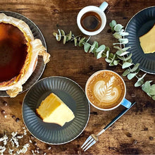 画像をギャラリービューアに読み込む, バスクチーズケーキ(4号/5号) | atelier re:verb(アトリエ リバーブ)