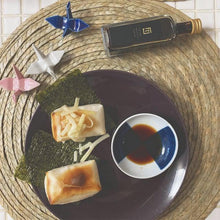 画像をギャラリービューアに読み込む, 白トリュフ醤油と黒トリュフ塩のセット | FRESH TRUFFLE JAPAN (フレッシュ トリュフ ジャパン)