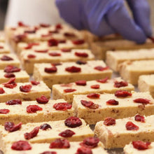 画像をギャラリービューアに読み込む, チーズケーキサンド - CHEESECAKE SAND - いちごベリー 6本入