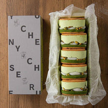 画像をギャラリービューアに読み込む, 羽二重ピスタチオ餡バターチーズサンド