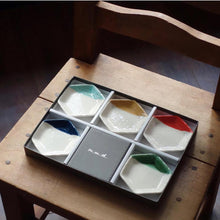 画像をギャラリービューアに読み込む, 【m.m.d.】六角豆皿5枚セット ギフトボックス&熨斗付き
