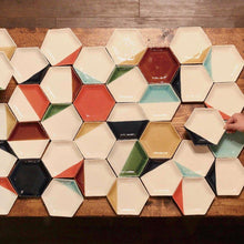 画像をギャラリービューアに読み込む, 【m.m.d.】取皿2枚セット ギフトボックス&熨斗付き 右肩上がり(黄彩・ルリ:ネイビー)