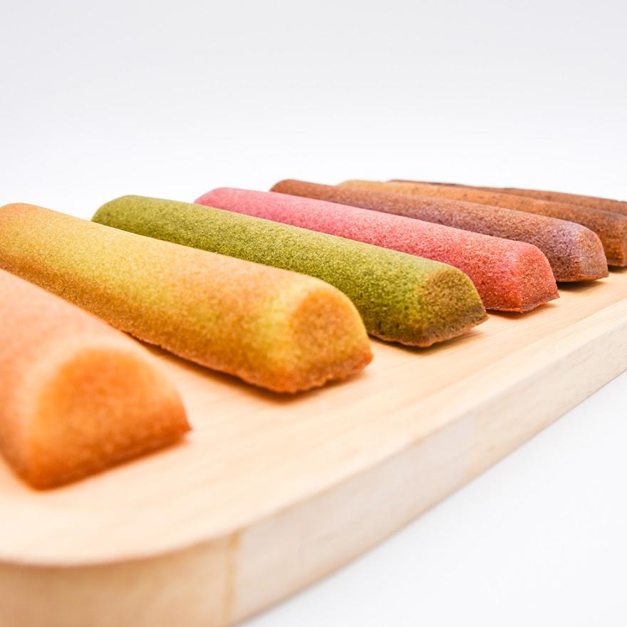 カラフル フィナンシェスティックケーキ
