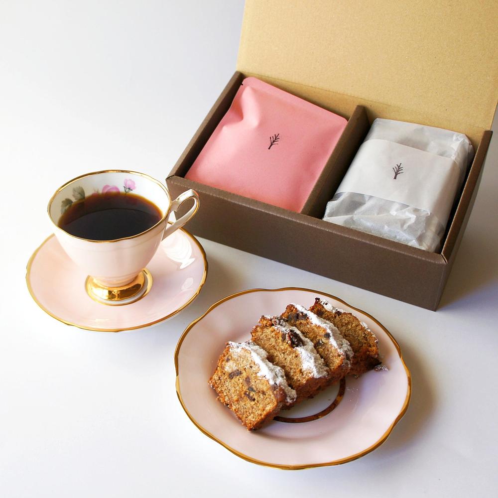 ヴィーガンのシュトーレンとオーガニックコーヒーのセット