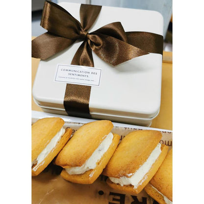 ラムレーズンバターサンドクッキーギフト缶
