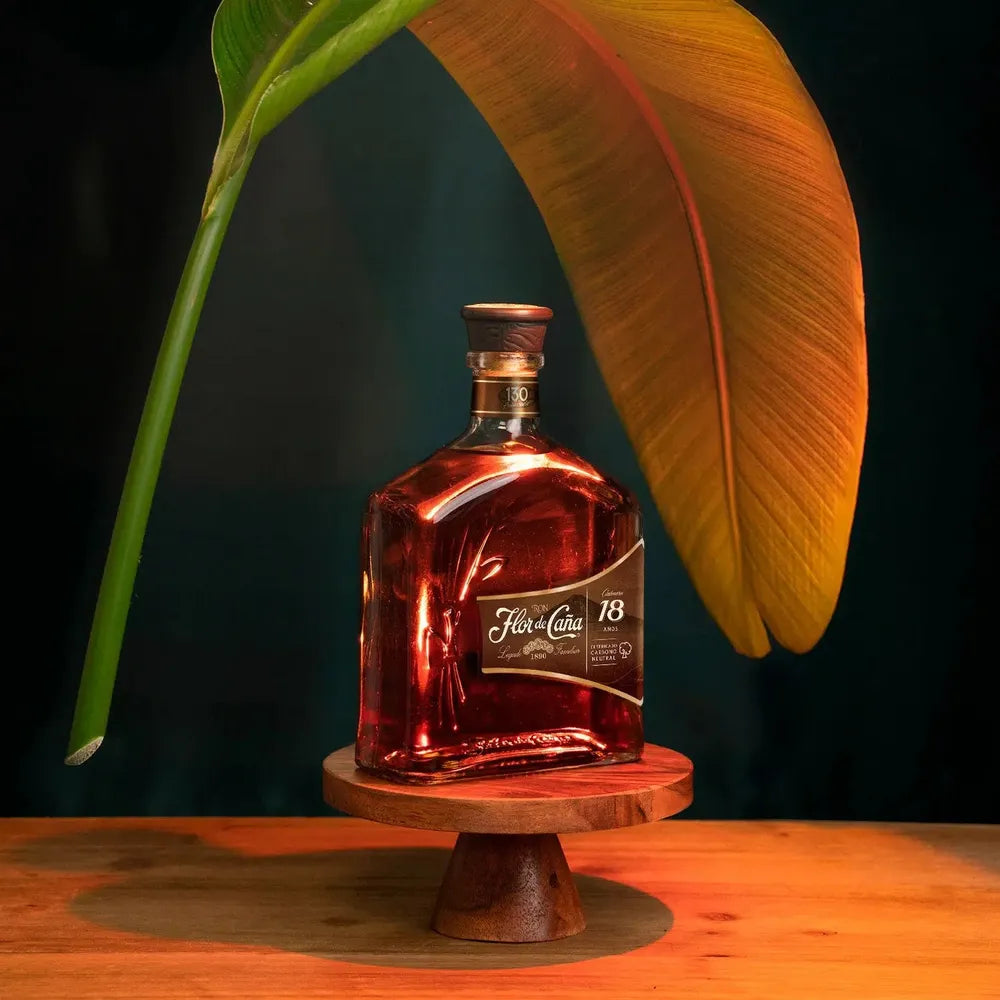 フロール デ カーニャ 18年熟成（Flor de Cana 18年 RUM） 40% 700ml