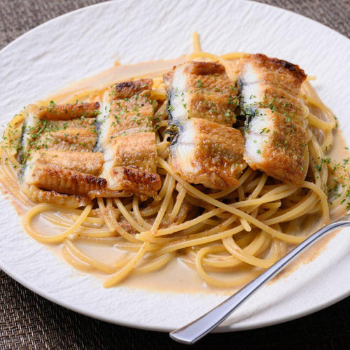「カニ屋が作る 海のパスタ」海香る タレ焼きウナギパスタ